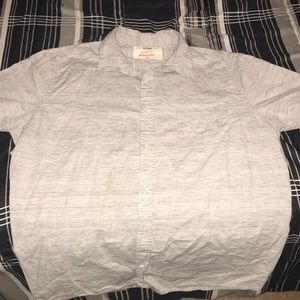 Urban Pipeline men’s casual button down